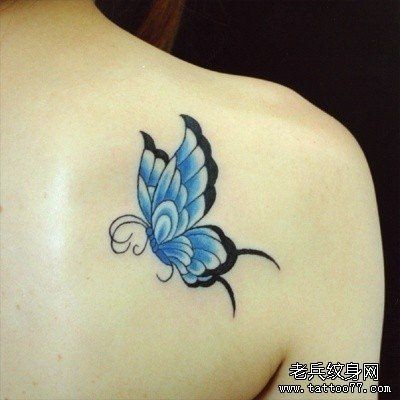 小清新背部个性蝴蝶纹身图案