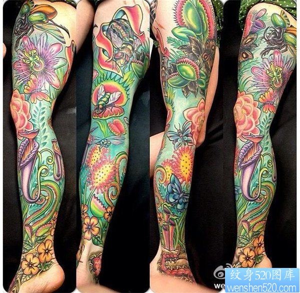 一款彩色花腿纹身图案由纹身提供