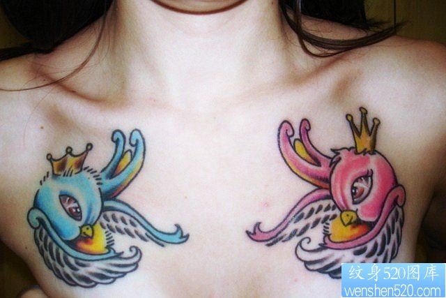 小清新胸部卡通燕子纹身图案