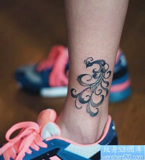 女性脚踝图腾凤凰纹身图案