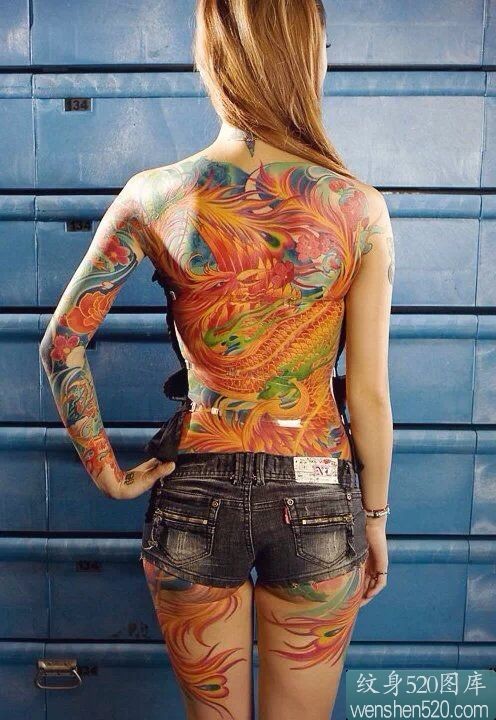 一组霸气满背纹身套图，给你视觉的享受