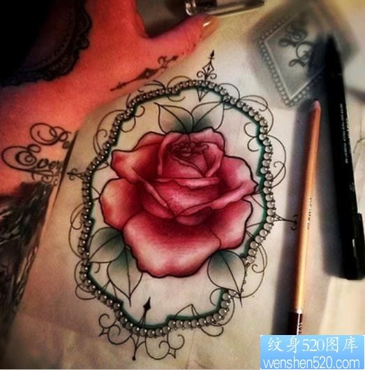 最好的纹身推荐一款彩色玫瑰花纹身图案