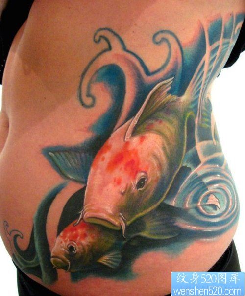 侧腰鱼纹身图案