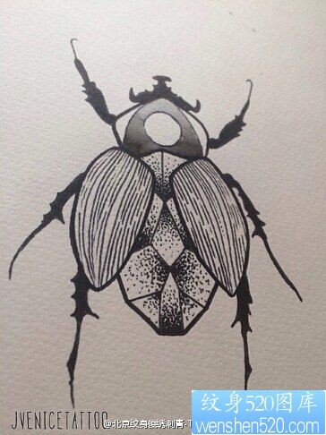 一款昆虫纹身图案