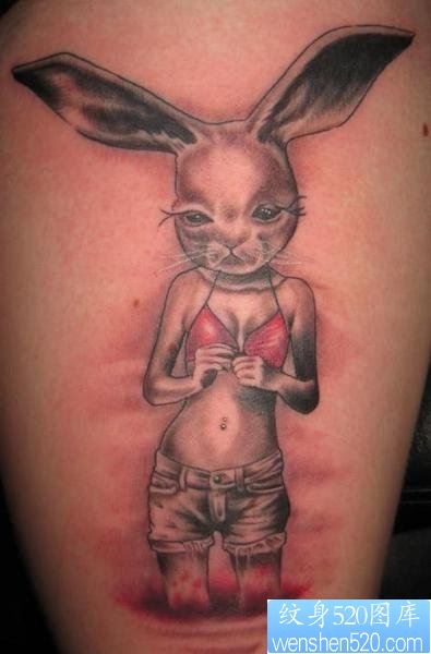 一款腿部兔女郎纹身图案