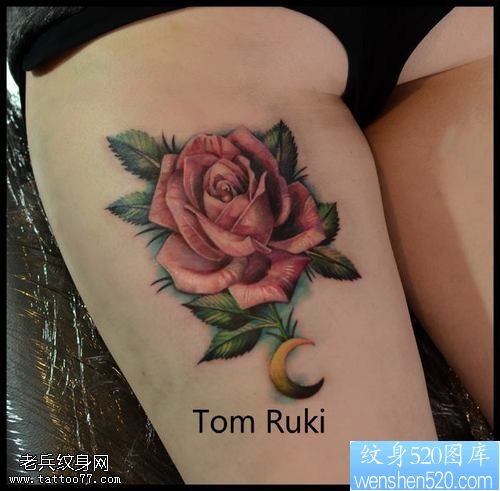 一款腿部玫瑰花纹身图案