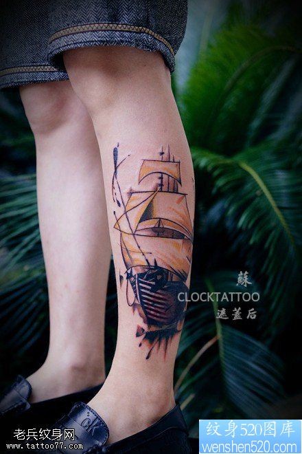 小腿部杨帆起航的小船纹身图案