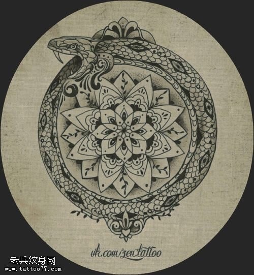 黑白梵花蛇纹身图案