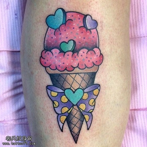 腿部彩色冰淇淋蝴蝶结纹身图案