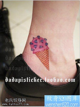脚踝卡通冰淇淋纹身图案
