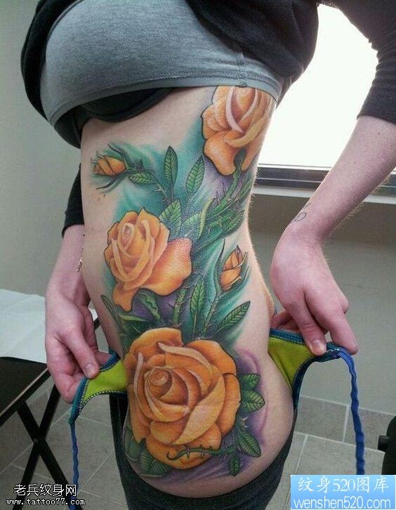 女人性感纹身部位之八腰部纹身图案