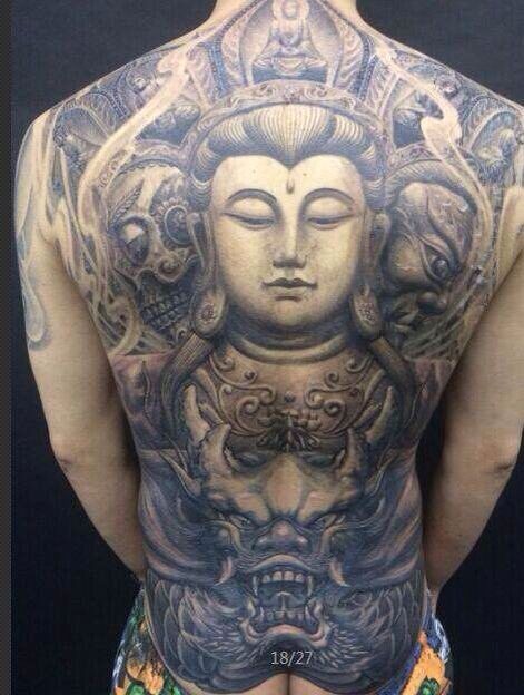 背部帅气的佛纹身很值得收藏
