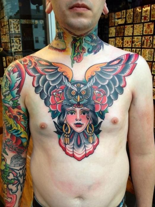 男士胸部非常有个性的纹身图案