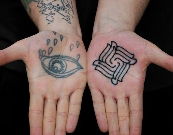 德国纹身师GERD经典手掌图腾纹身