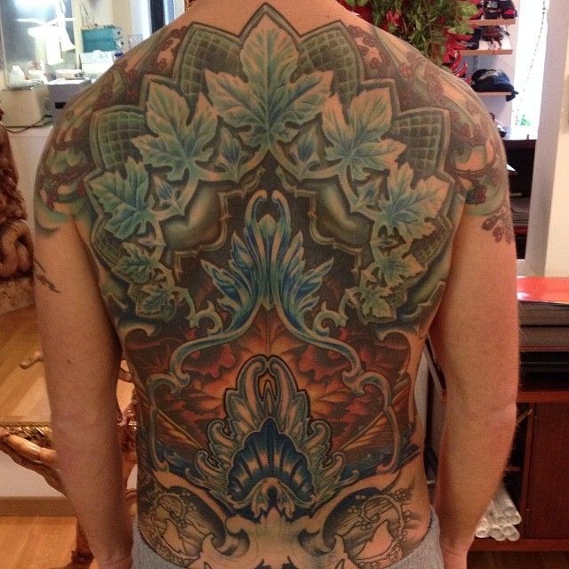 瑞士 Rob Kass 的满背纹身作品