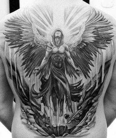 欧美时尚的天使纹身