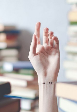 清新唯美的手腕小图腾