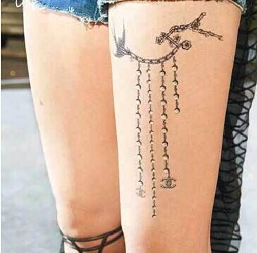 诱惑的大腿个性纹身