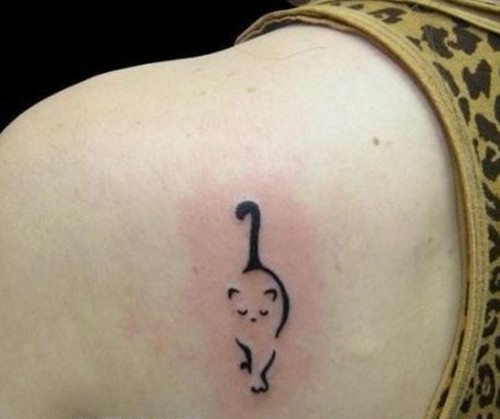 可爱的小猫图案纹身