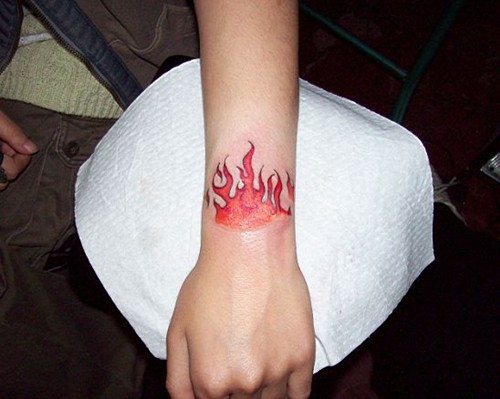 燃烧的火焰图腾纹身