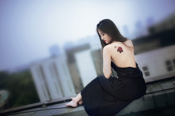 时尚界的纹身美女