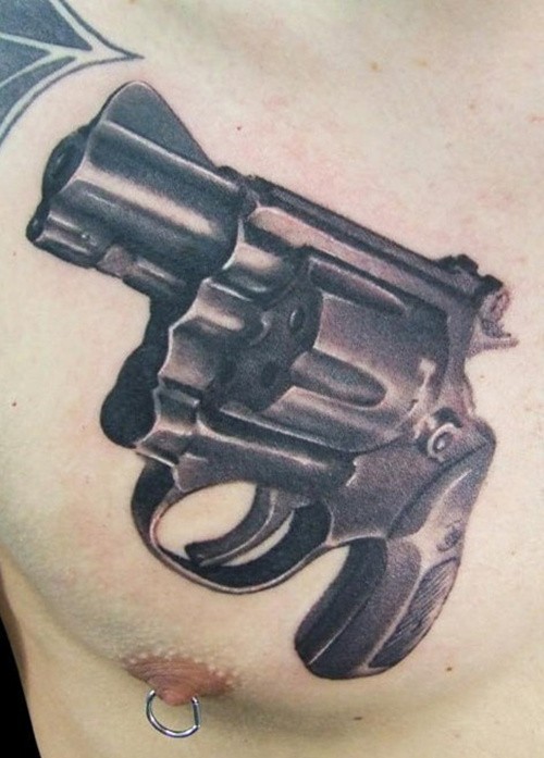 个性霸气的手枪纹身