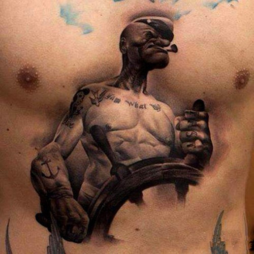 男性胸前个性纹身