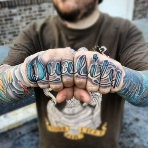 看潮男如何玩转纹身