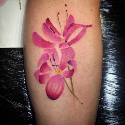 水墨风格系列花朵纹身