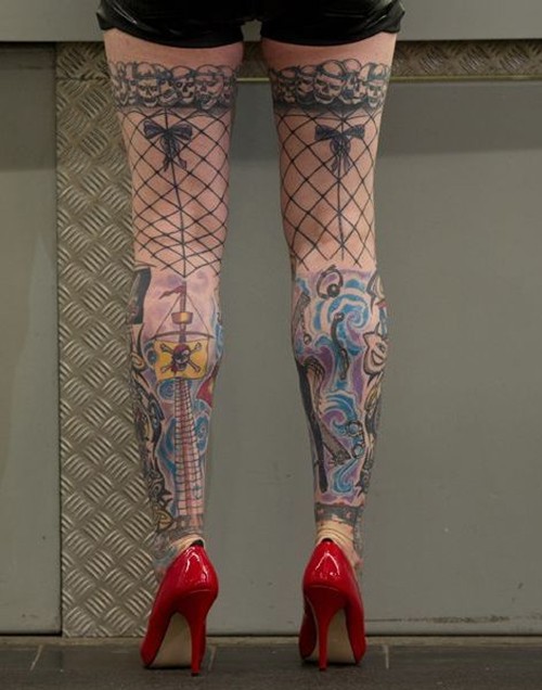 美女大腿部性感的纹身