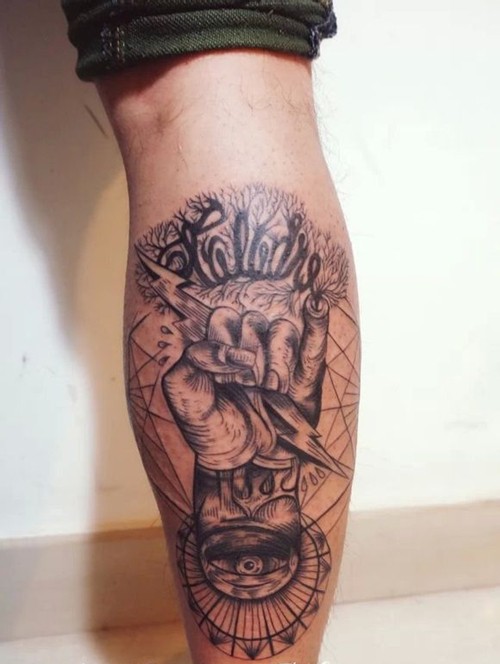 腿部创意个性纹身