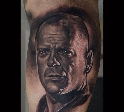 手臂肖像经典纹身