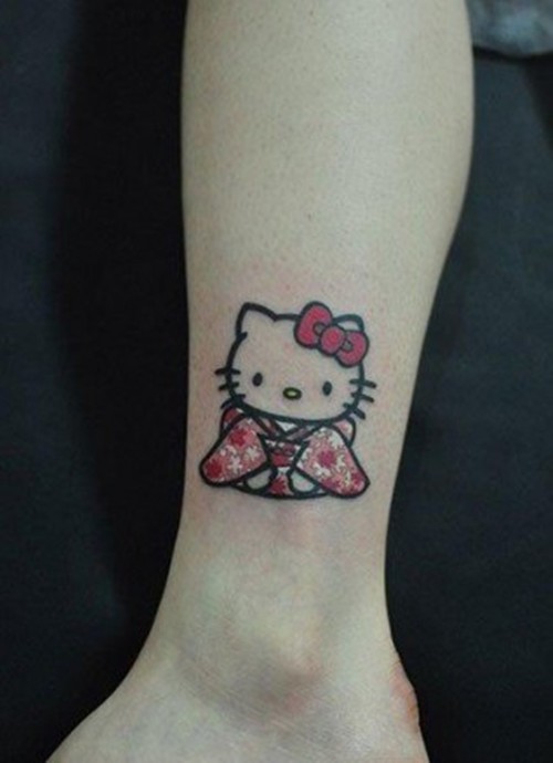 淘气可爱的kitty猫纹身