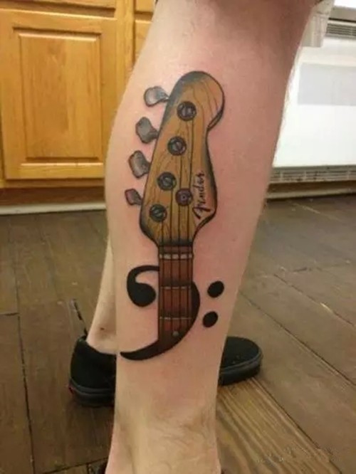 腿部个性吉他纹身