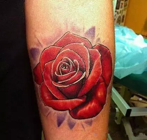 小清新玫瑰纹身