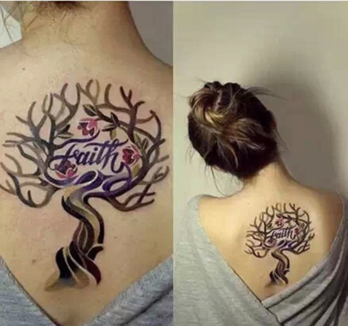 象征希望的背部生命之树纹身