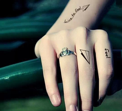 纹身让你的手指与众不同