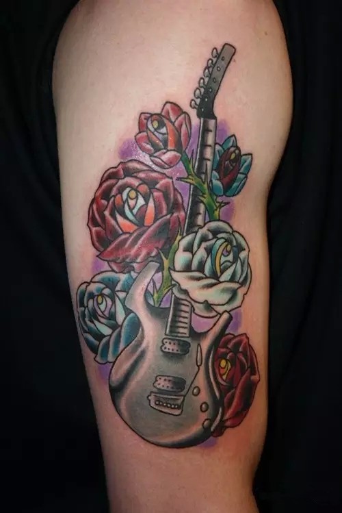 跟随音乐动起来  吉他纹身