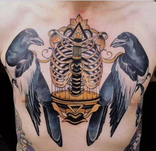 男士霸气胸口纹身