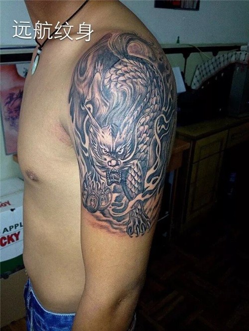 麒麟纹身，胳膊纹身，上海远航纹身