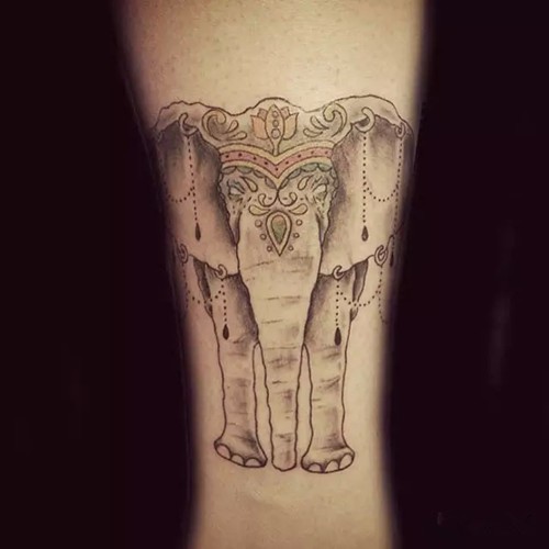 调皮的小象纹身