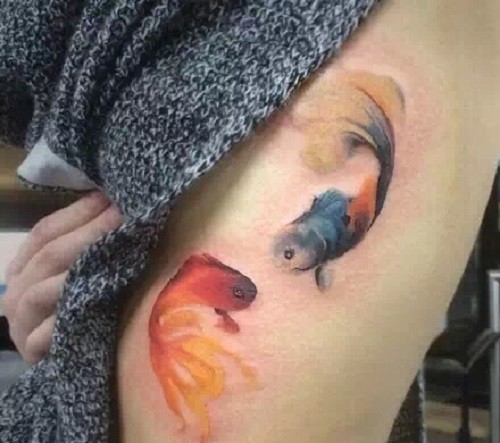 栩栩如生的小鱼纹身