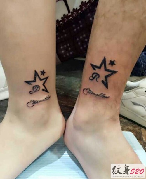 有爱的情侣脚踝纹身图案