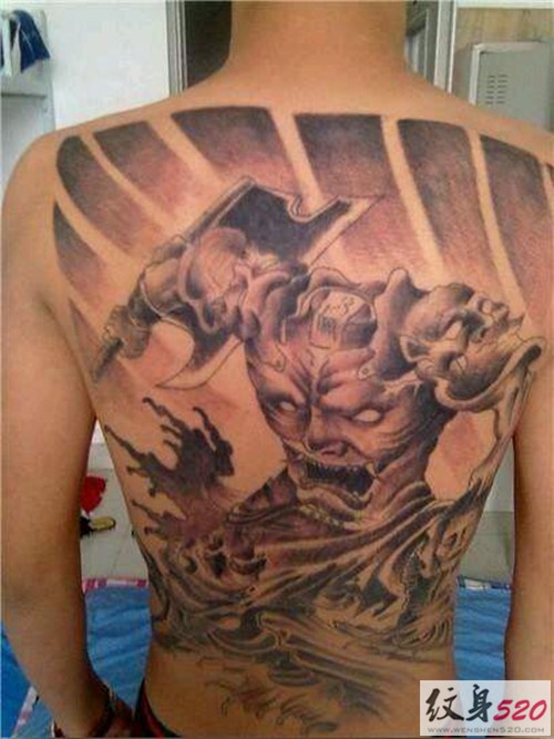 男士满背战神刑天纹身