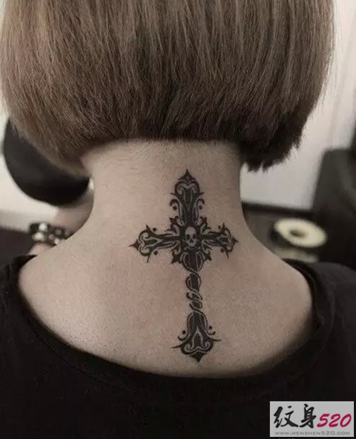 不一样的十字架纹身图案大全
