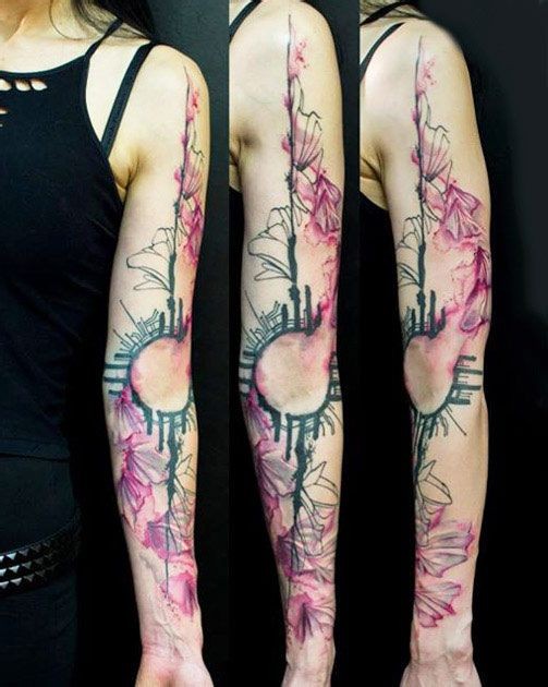 个性漂亮的花臂纹身