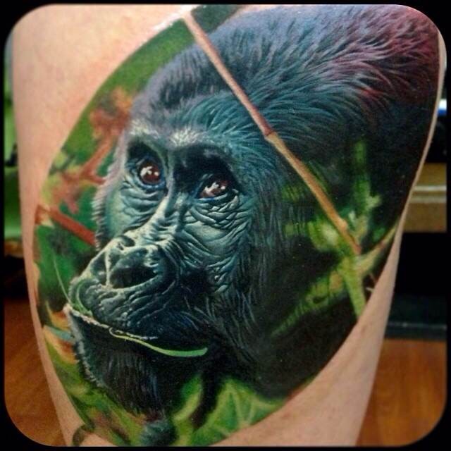 腿部一款大猩猩纹身