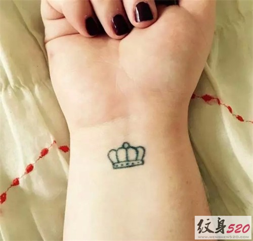 不如纹个小小的小清新纹身吧