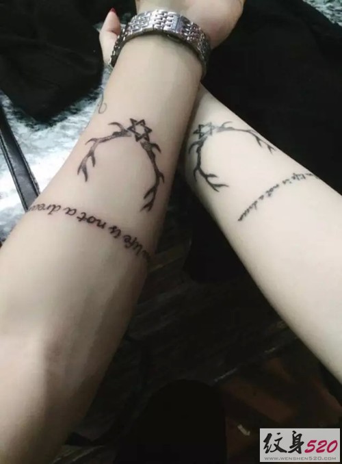 见证爱情的唯美情侣纹身图案