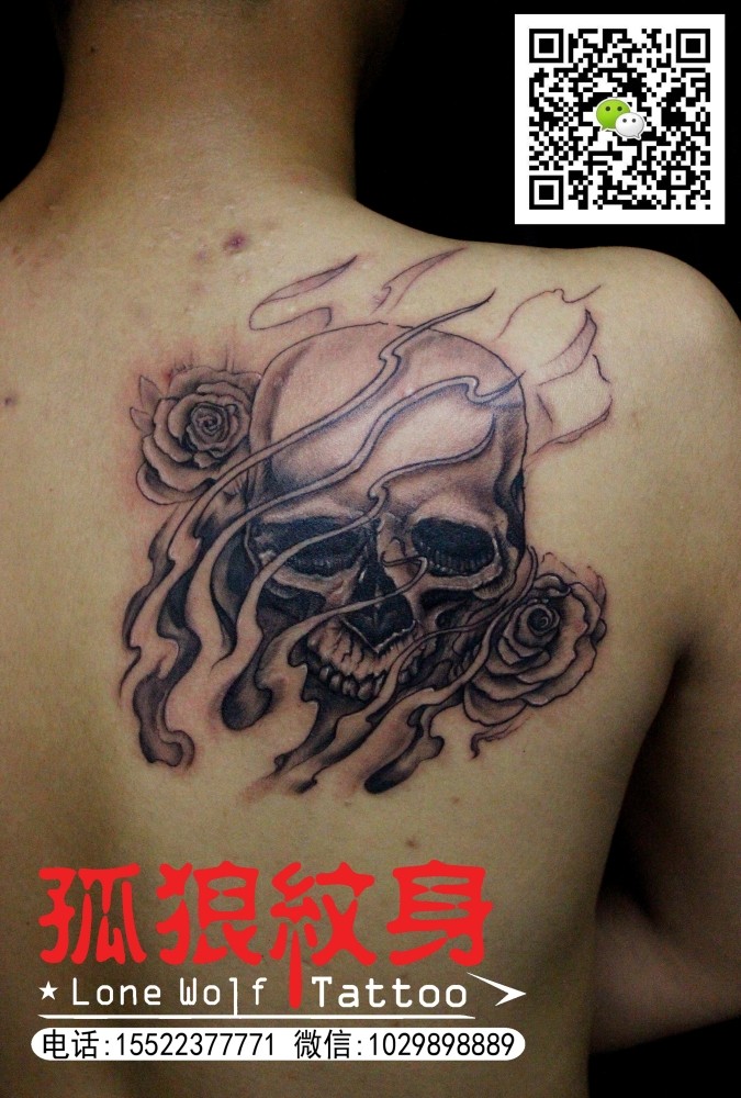 后肩胛骷髅纹身 孤狼纹身工作室作品 天津